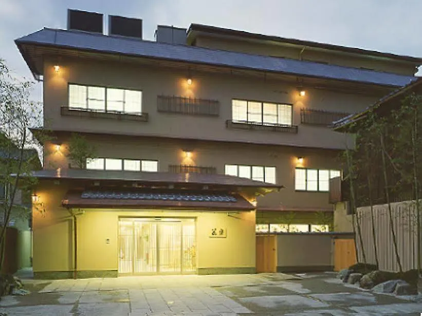 Gion Ryokan Karaku Kioto Japón