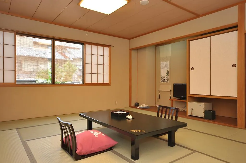 Gion Ryokan Karaku Kyoto