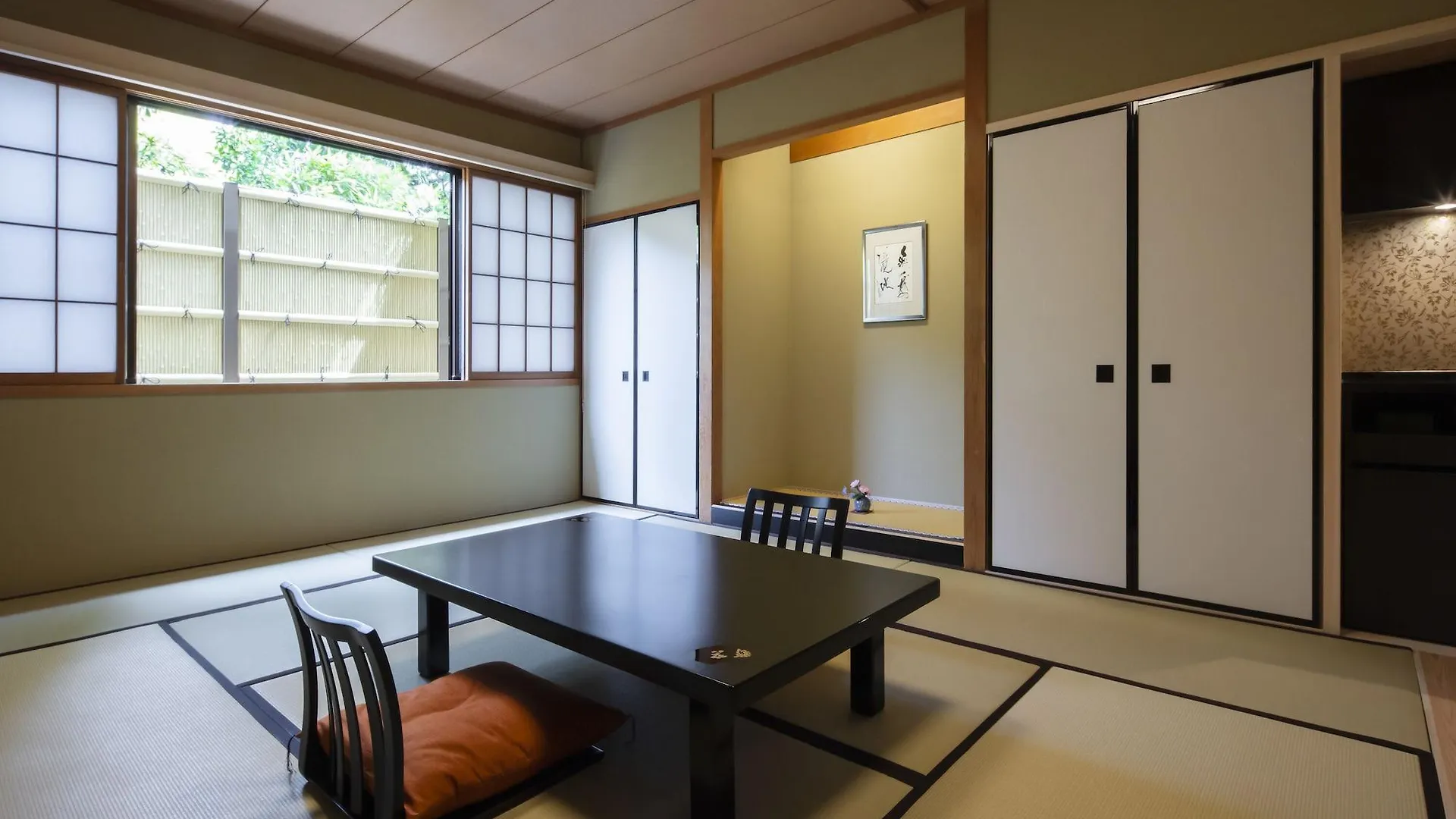 Gion Ryokan Karaku Kyoto