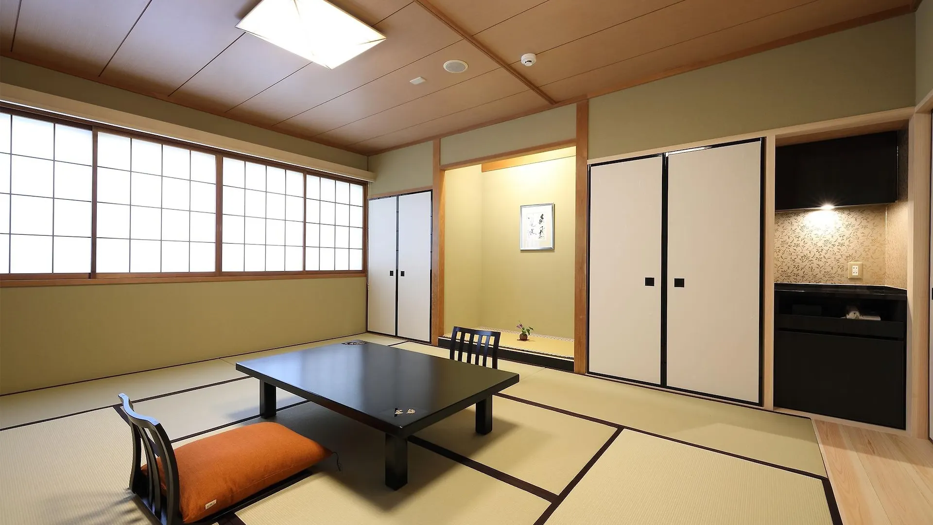 Gion Ryokan Karaku Kyoto