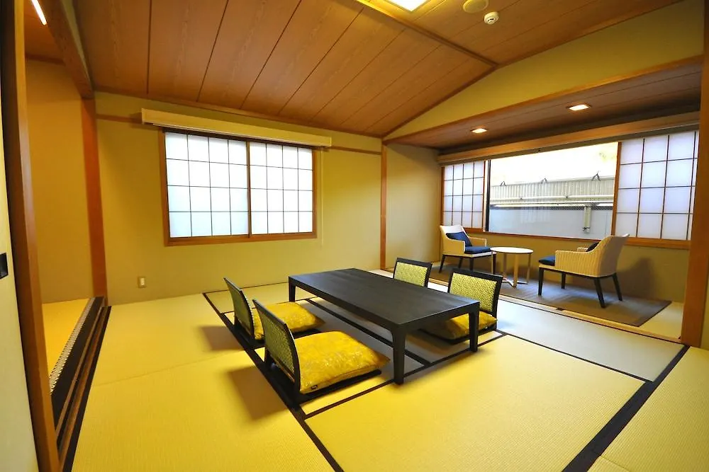 Gion Ryokan Karaku Kyoto