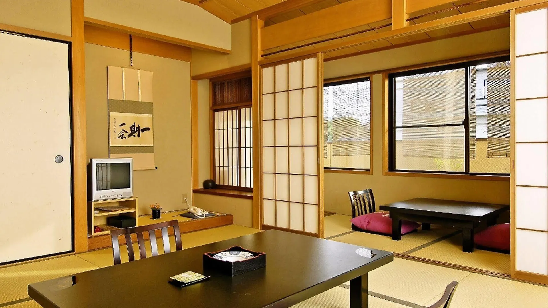Gion Ryokan Karaku Kyōto 4*,